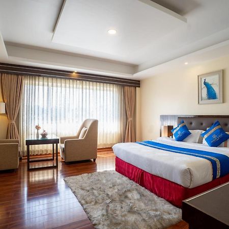 Shangrila Blu Hotel Lalitpur Zewnętrze zdjęcie